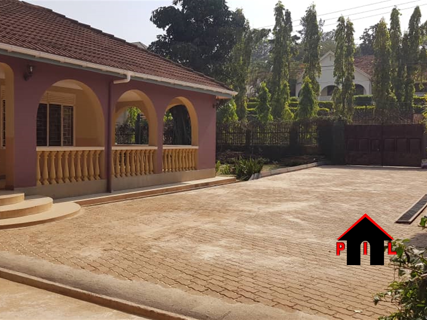 Bungalow for sale in Naguru Kampala