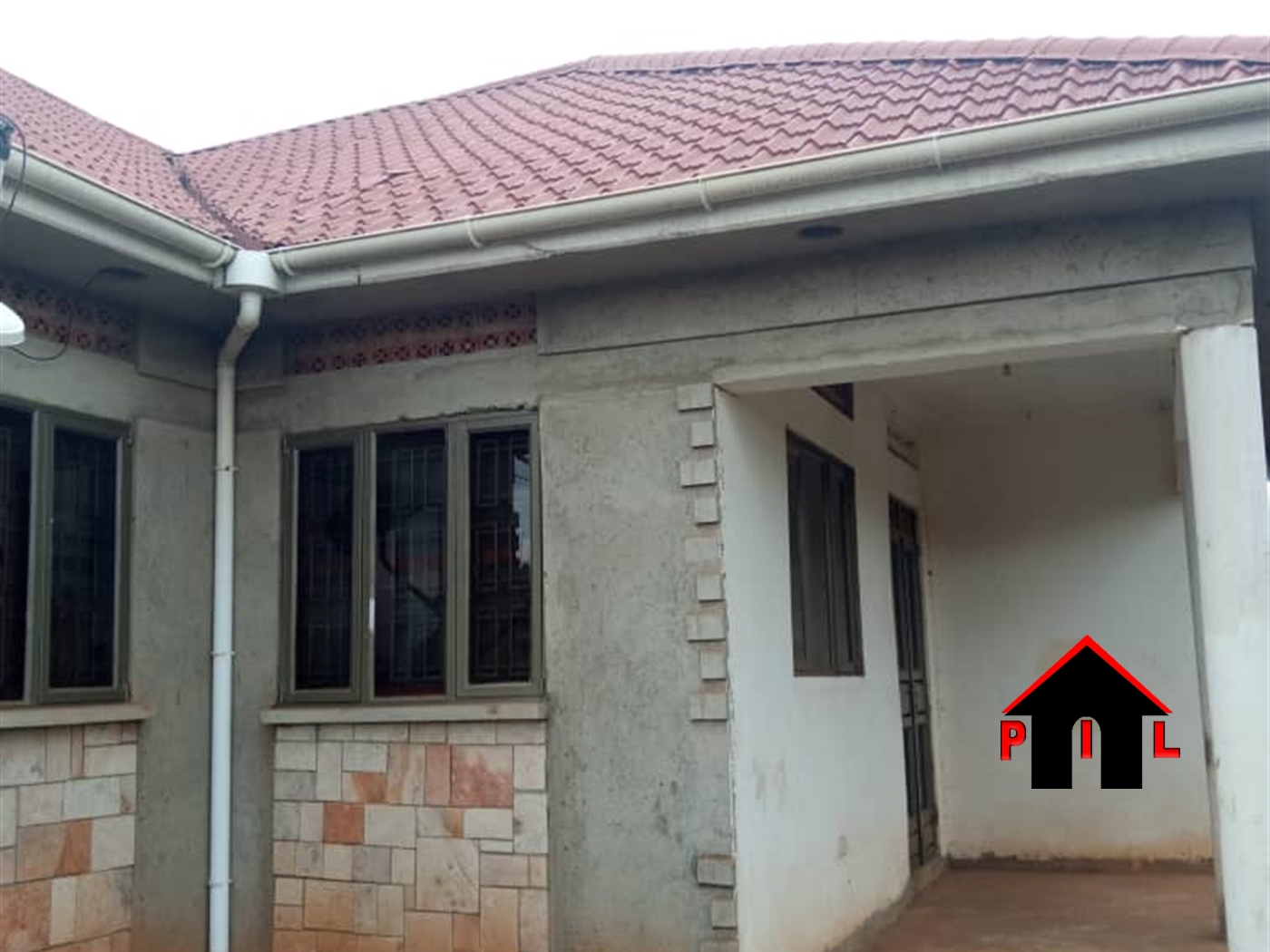 Bungalow for sale in Kitende Wakiso