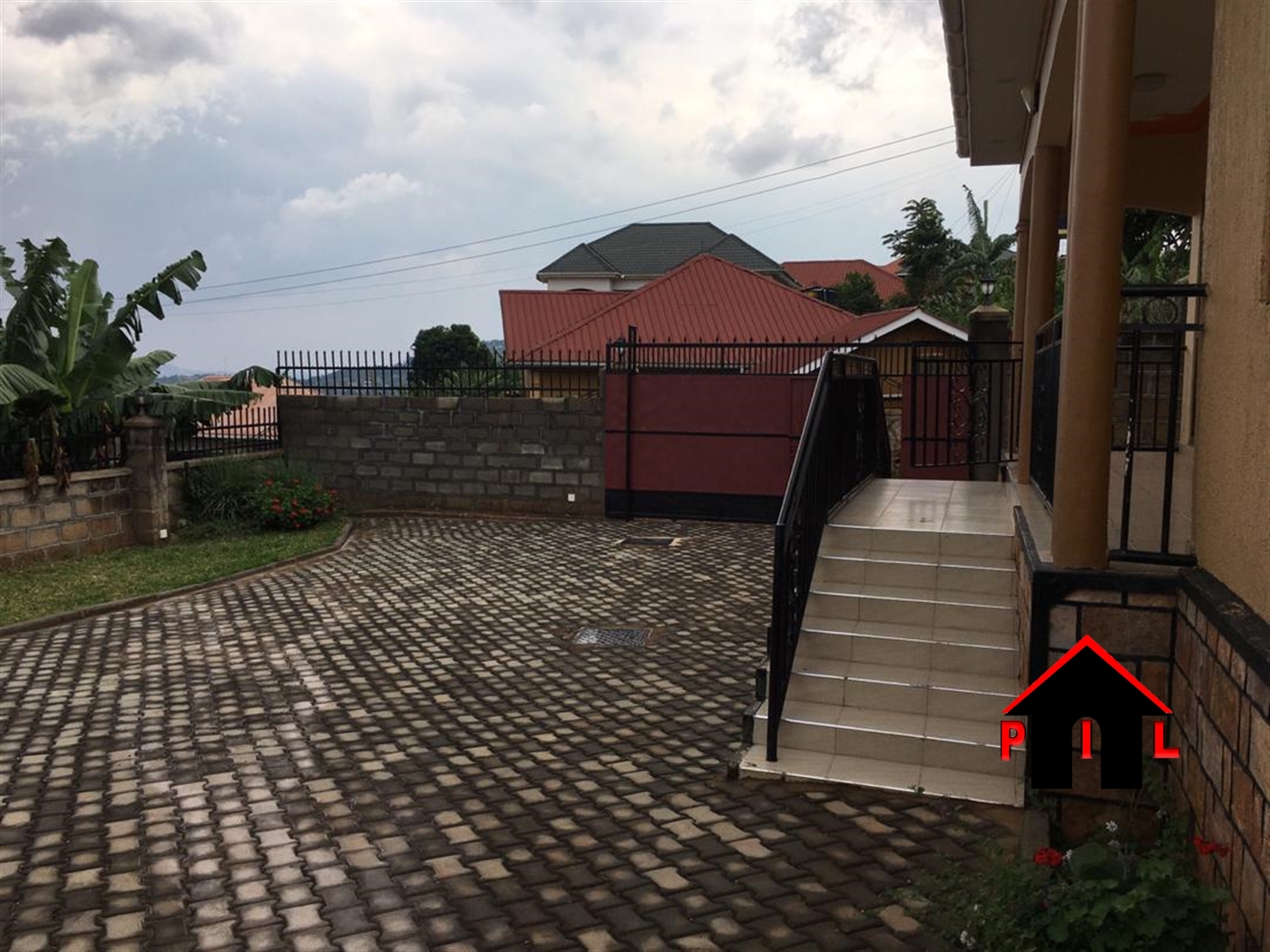 Bungalow for sale in Seguku Wakiso