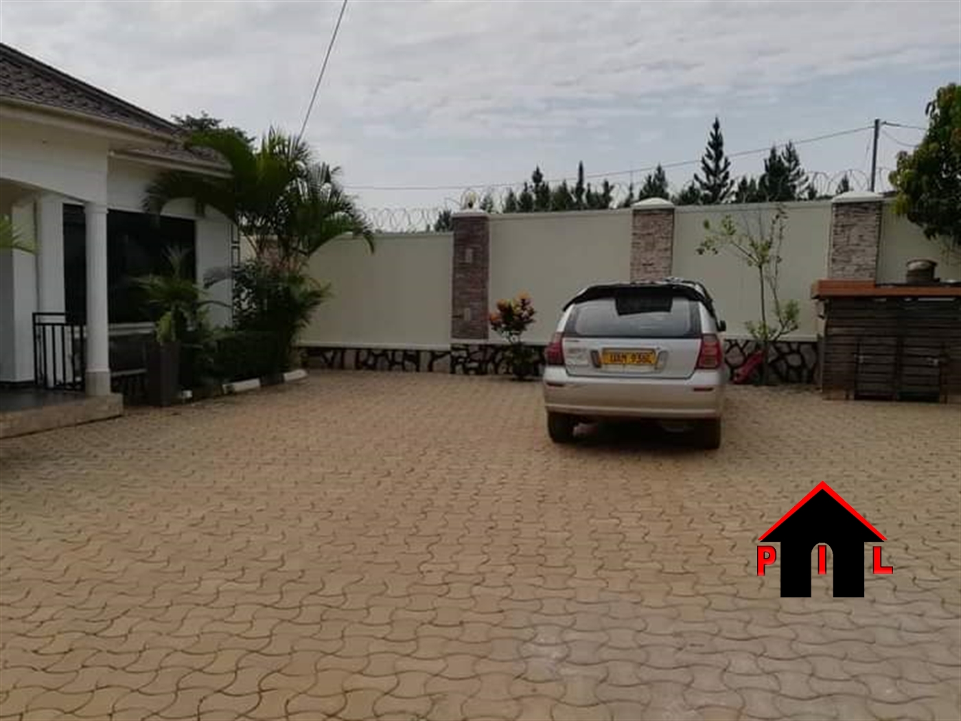 Bungalow for sale in Kilowooza Mukono