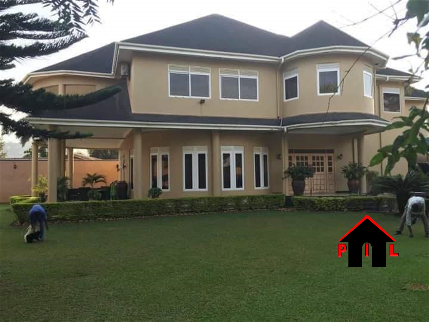 Storeyed house for sale in Kansanga Kampala