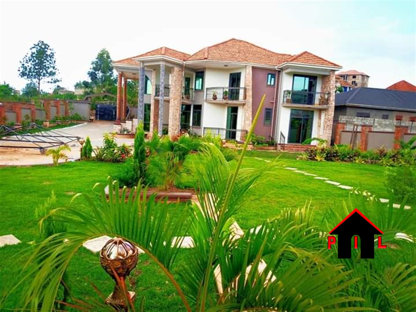 Storeyed house for sale in Kira Wakiso