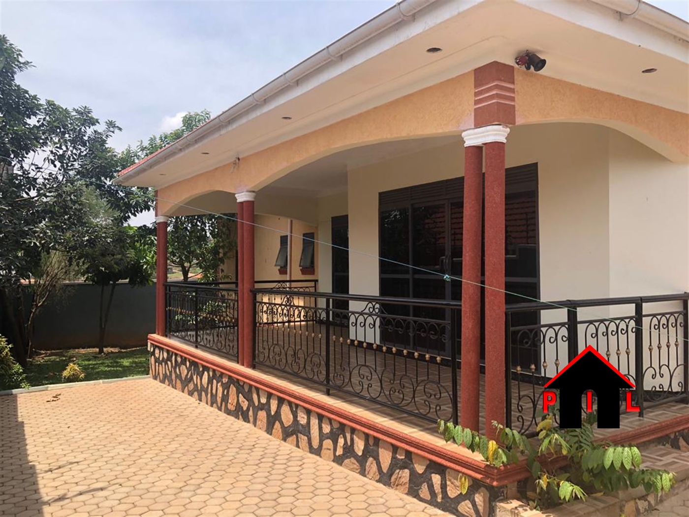 Bungalow for sale in Kira Wakiso