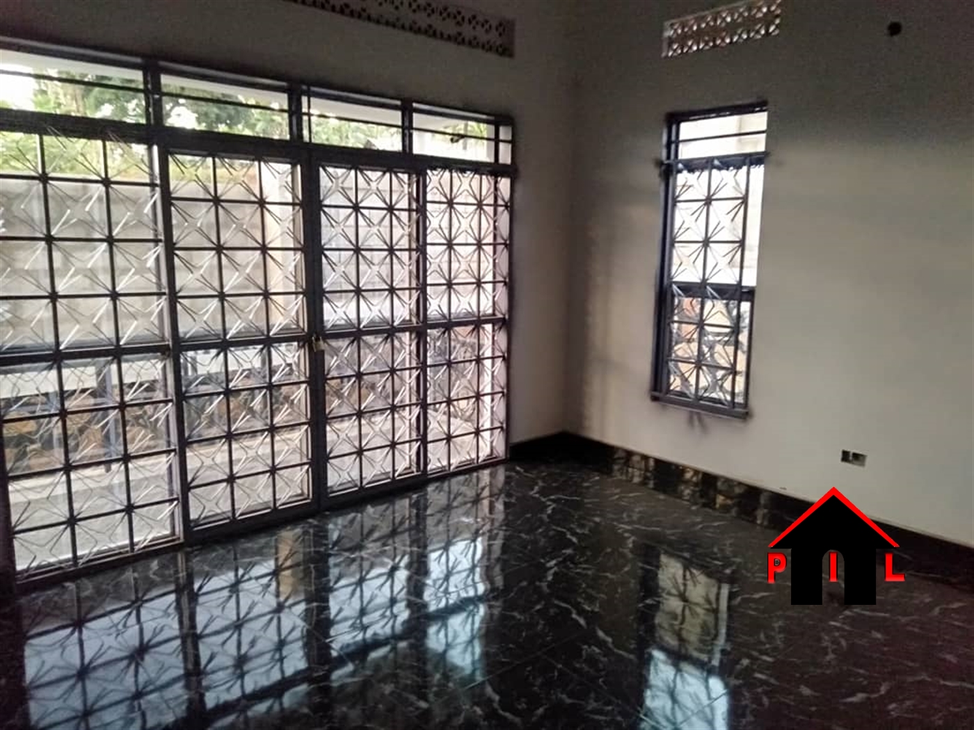 Bungalow for sale in Bwebajja Wakiso