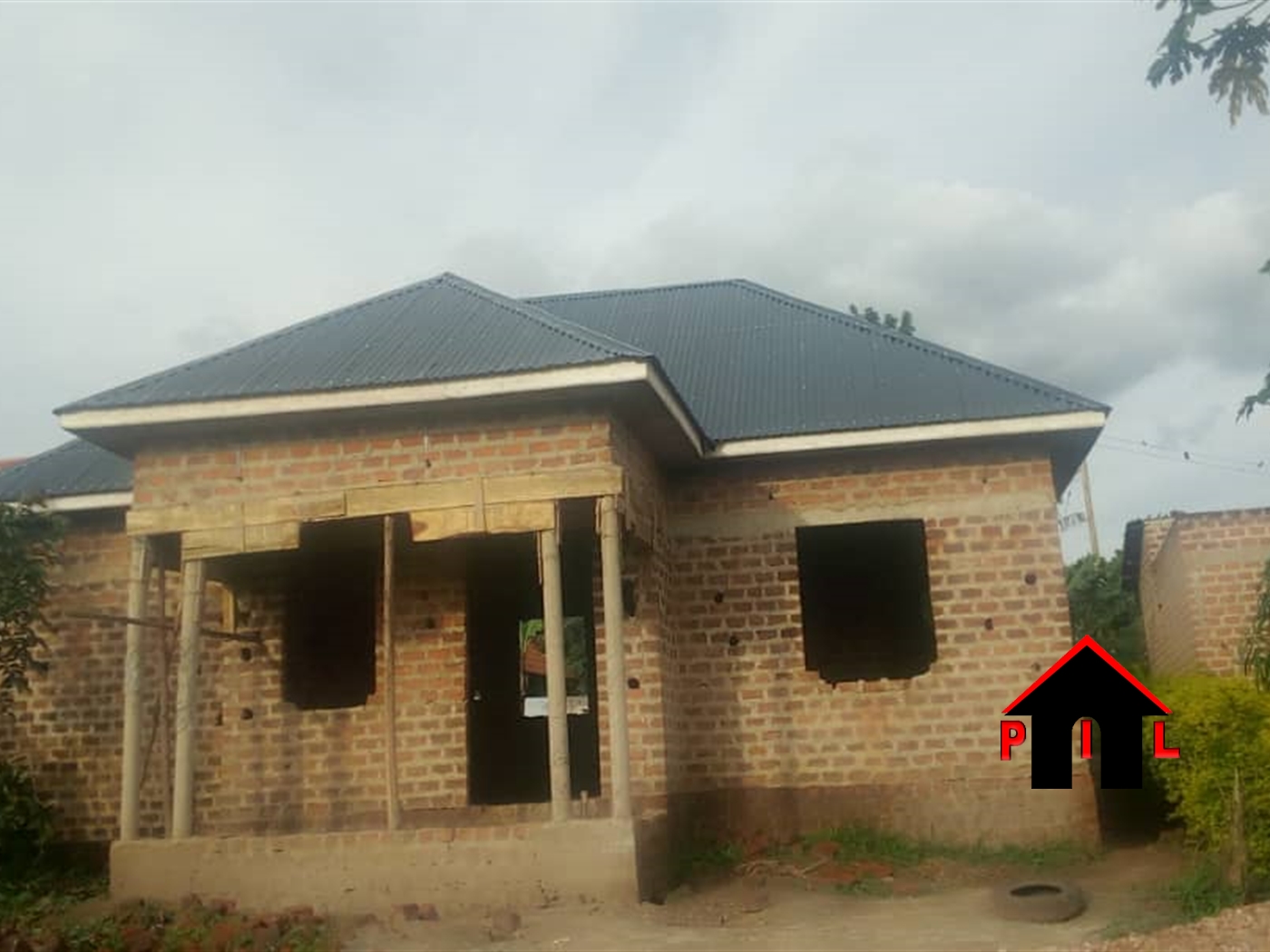 Shell House for sale in Kakelenge Wakiso