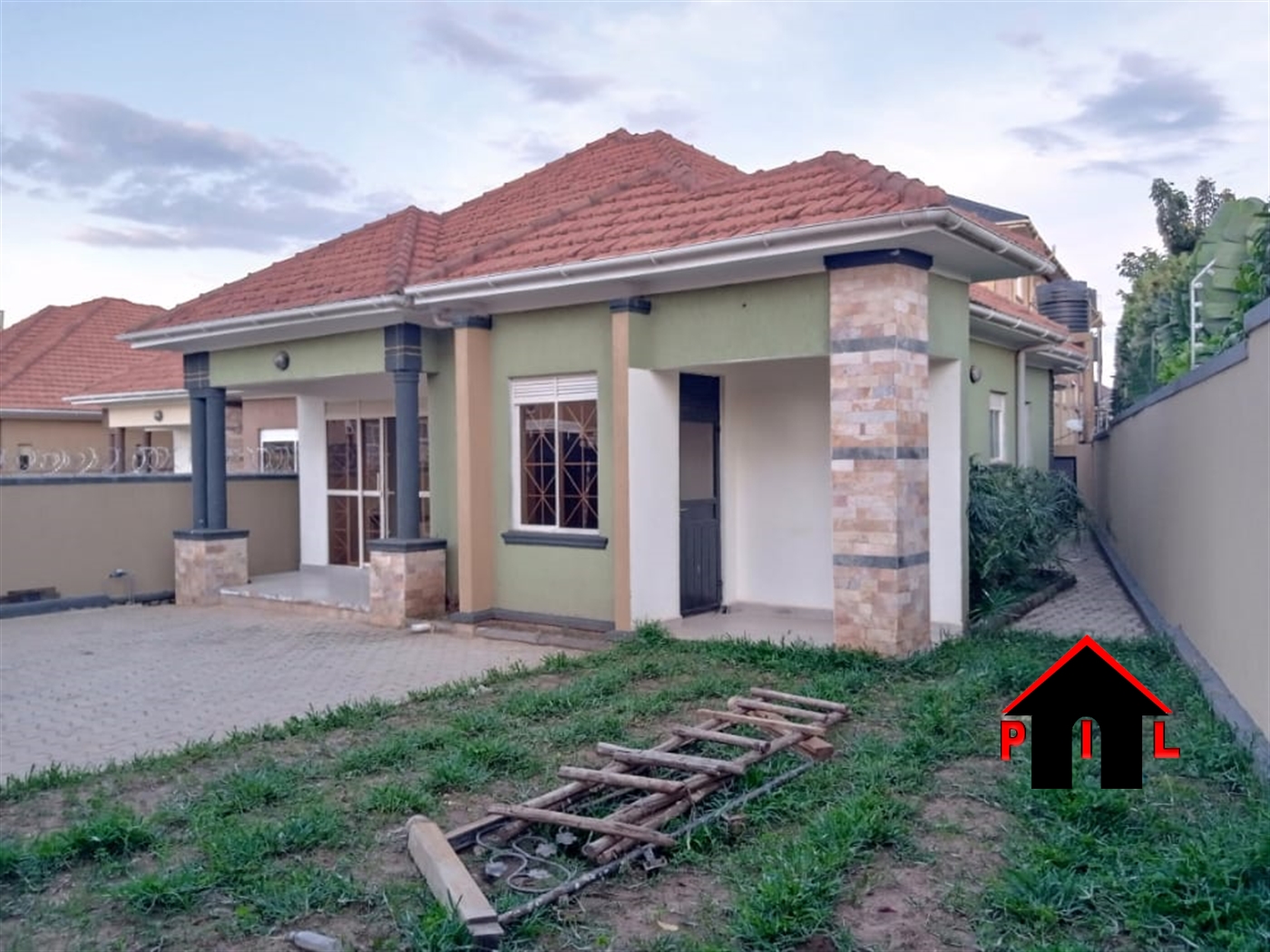 Bungalow for sale in Kira Wakiso