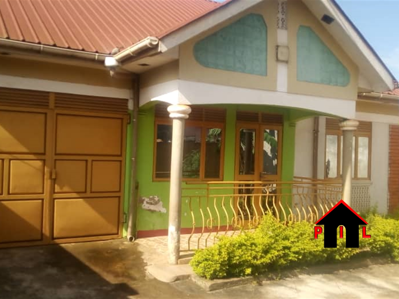 Bungalow for sale in Lweza Wakiso