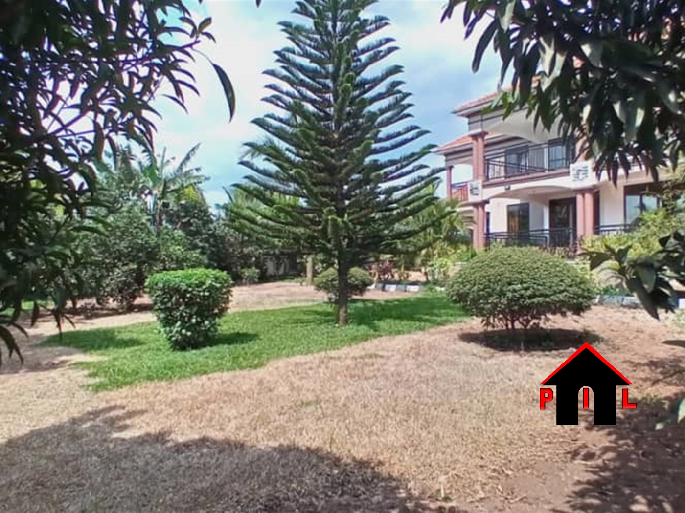 Storeyed house for sale in Gayaza Wakiso