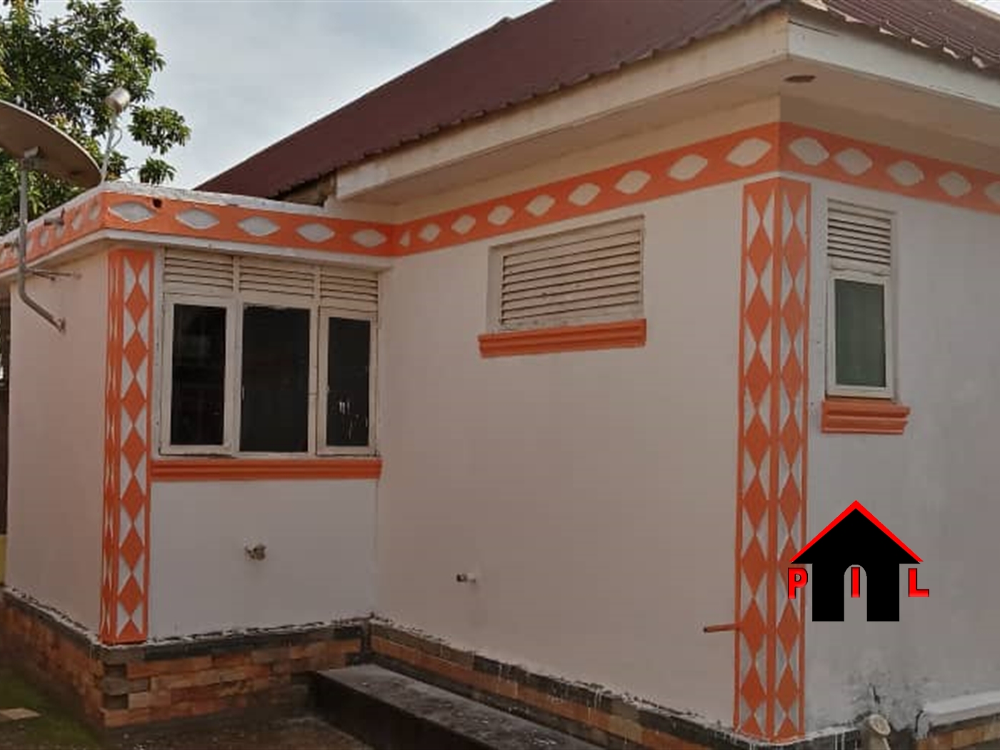 Bungalow for sale in Nansana Wakiso