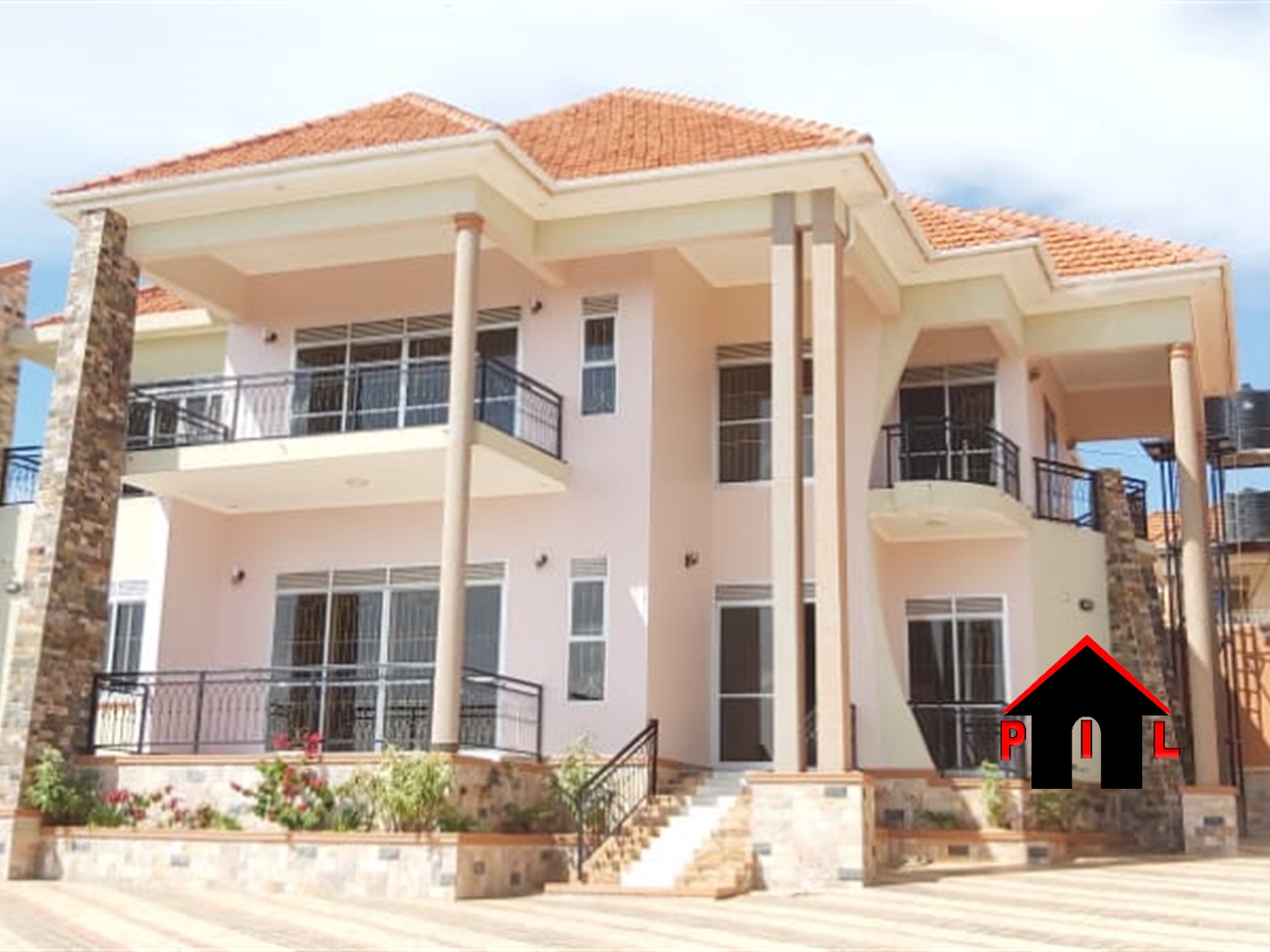 Storeyed house for sale in Bwebajja Wakiso