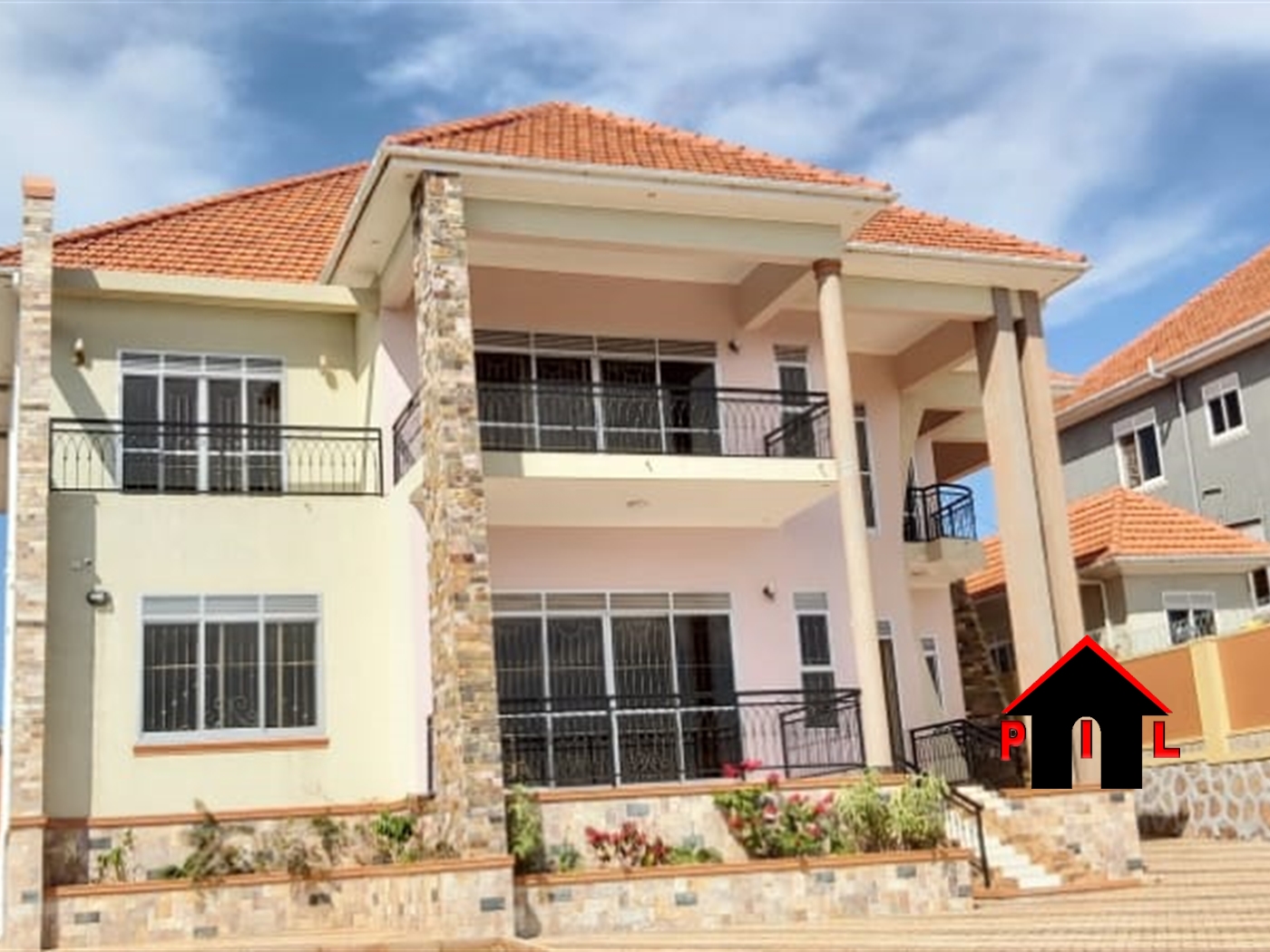 Storeyed house for sale in Bwebajja Wakiso