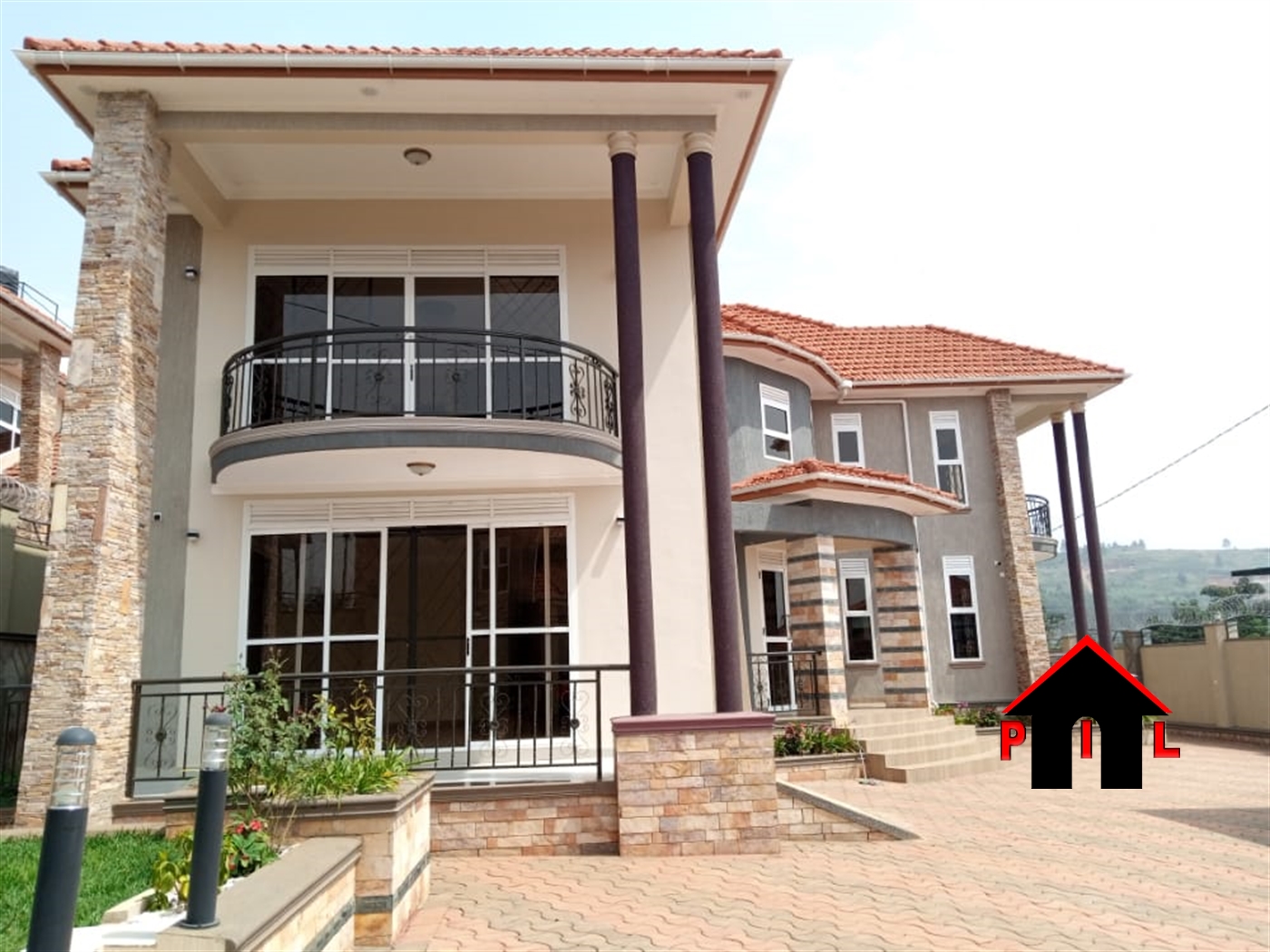 Storeyed house for sale in Akright Wakiso