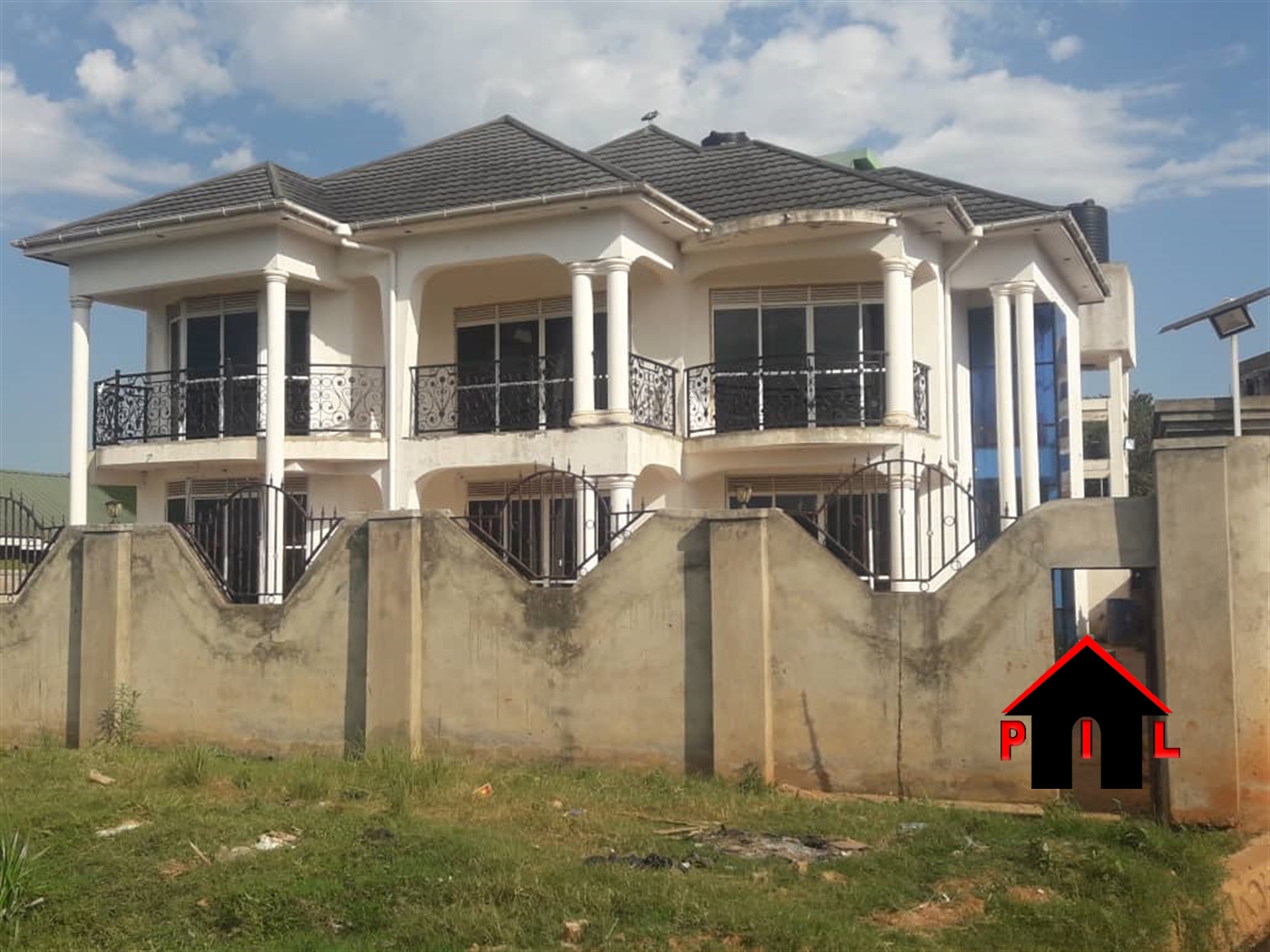 Storeyed house for sale in Bbunga Wakiso