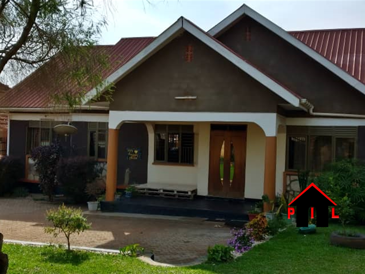 Bungalow for sale in Kira Wakiso