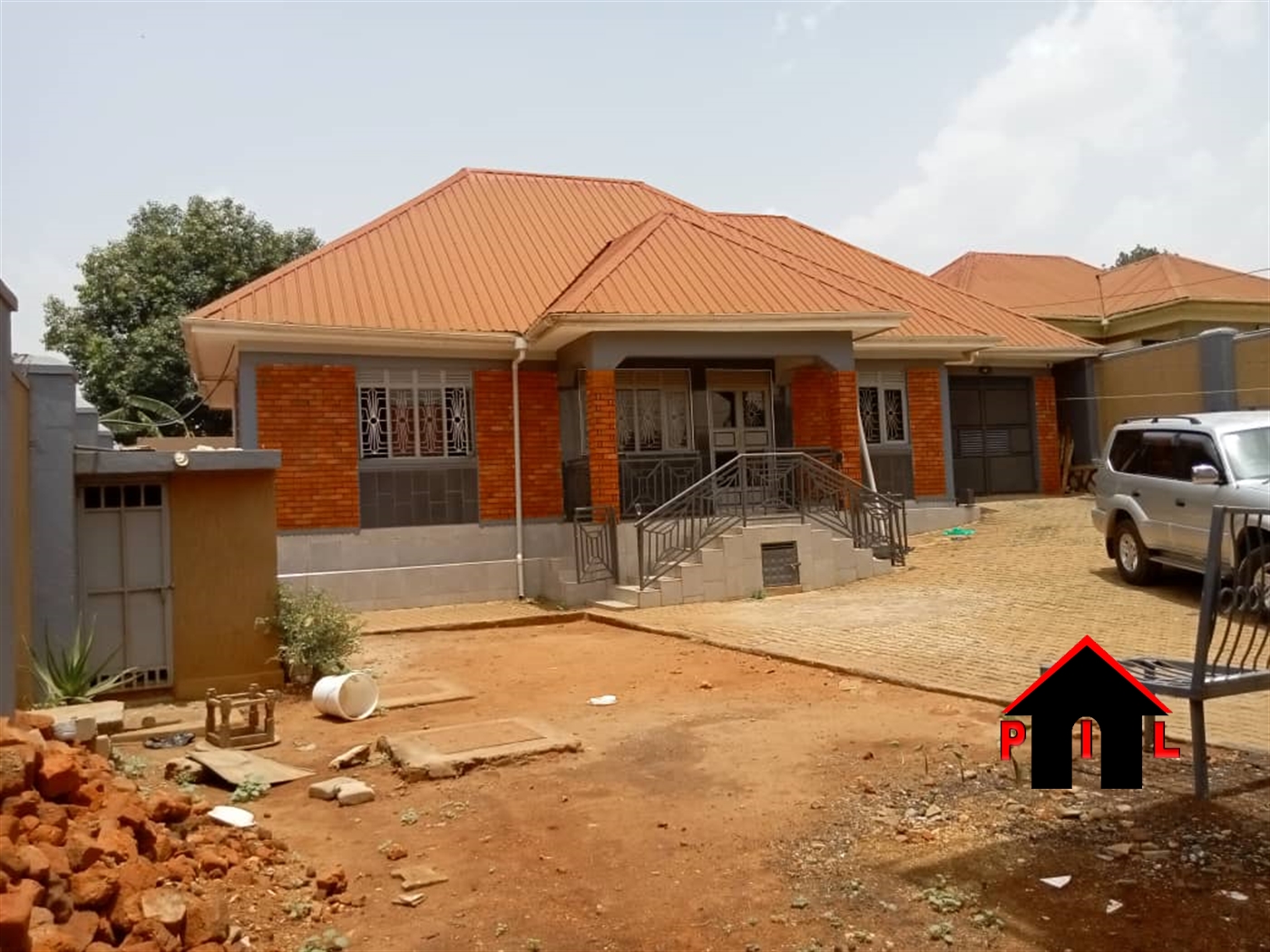 Bungalow for rent in Kulambilo Kampala