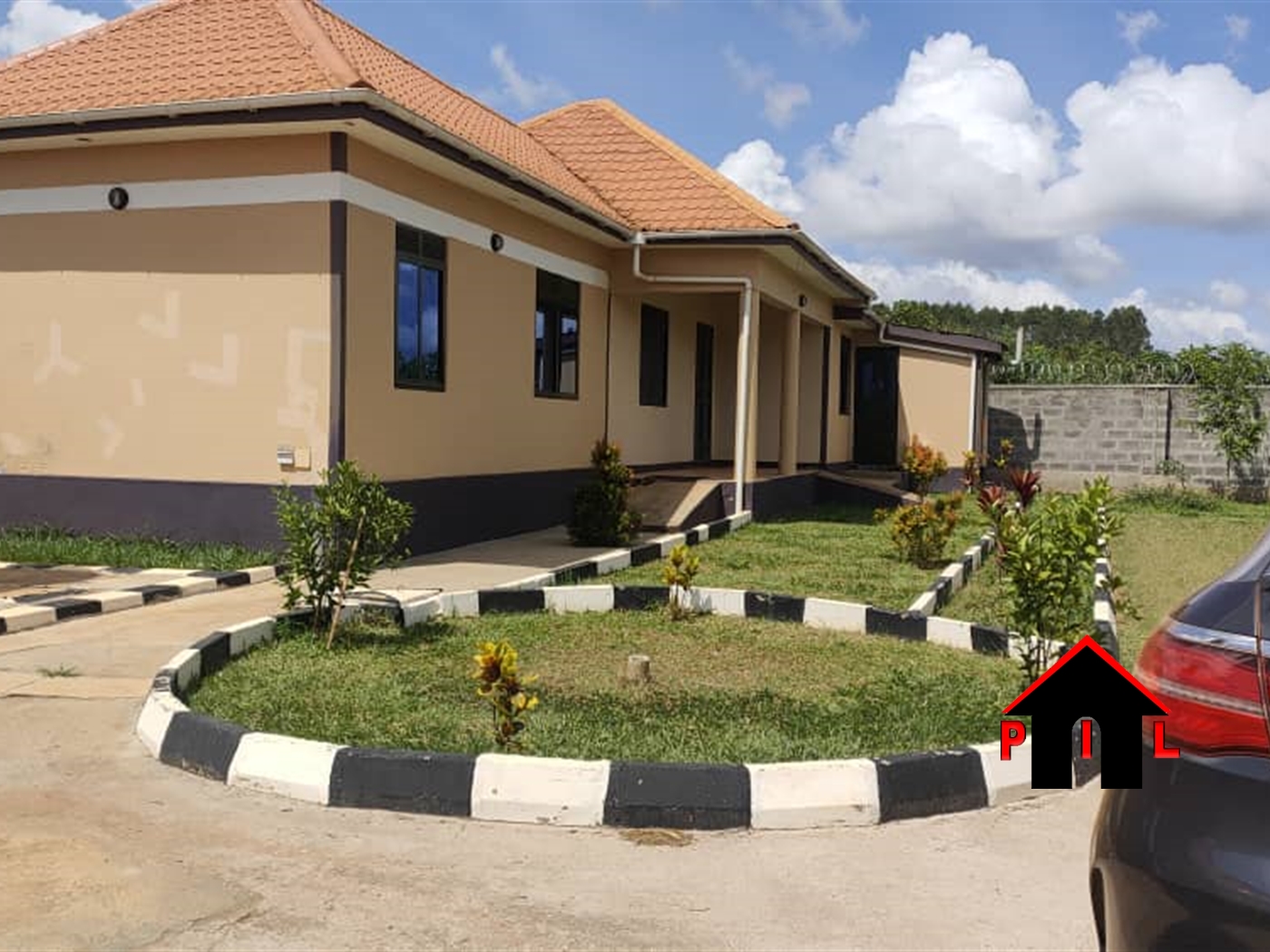 Bungalow for sale in Nakawuka Wakiso