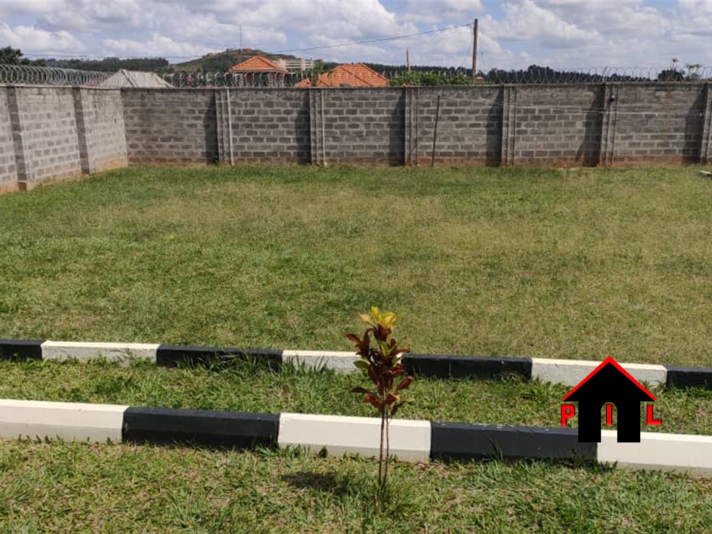 Bungalow for sale in Nakawuka Wakiso