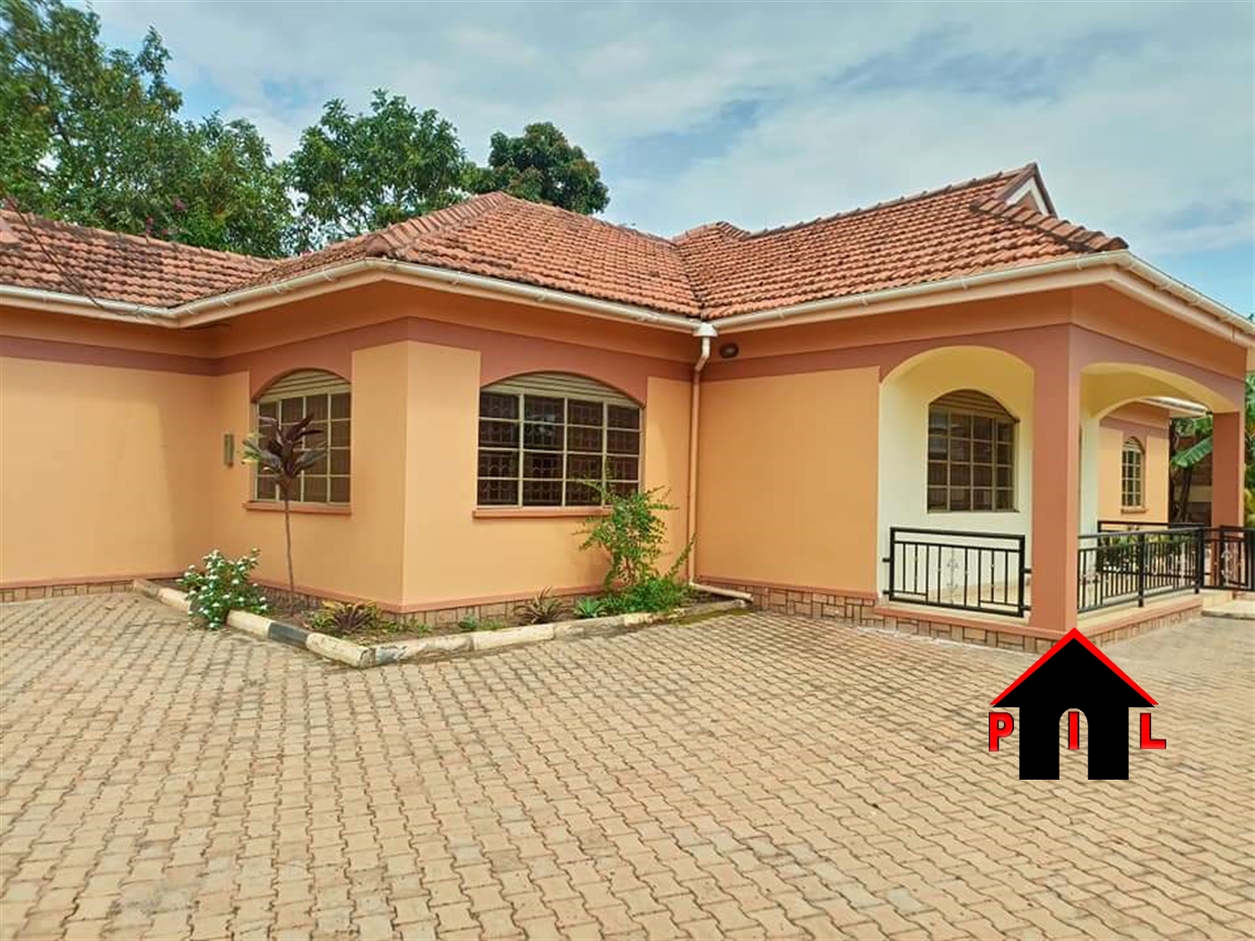 Bungalow for sale in Naalya Wakiso