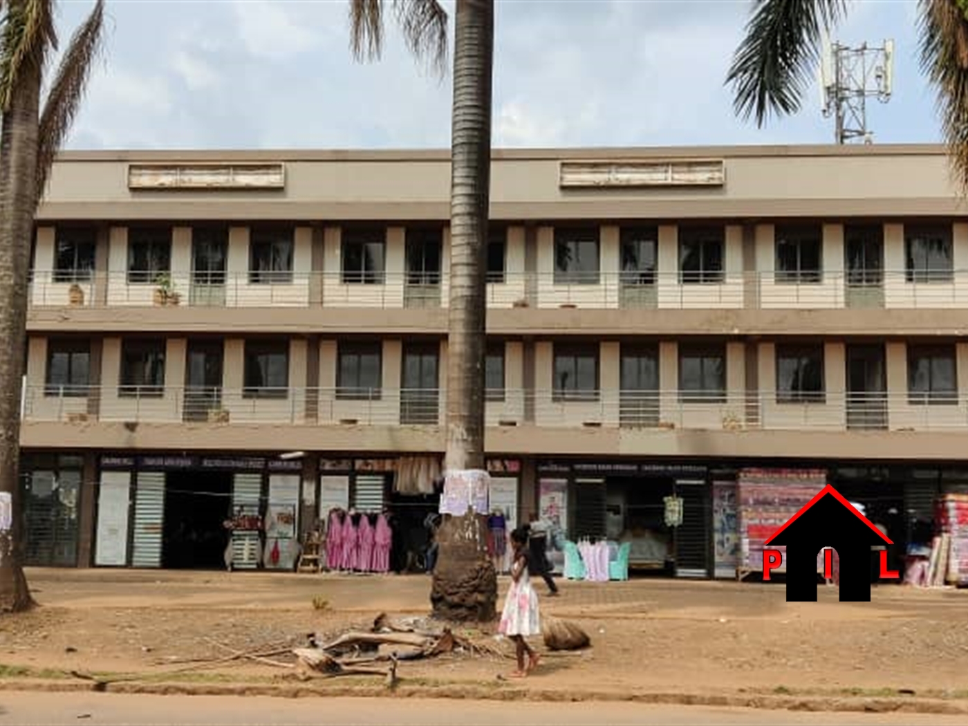 Commercial block for sale in Bufuumbo Mbaale