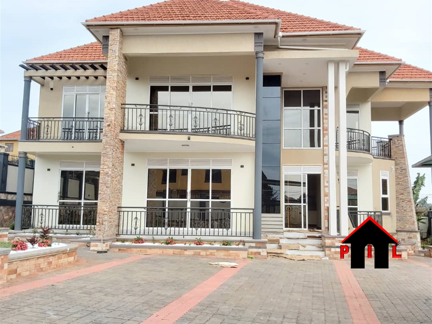 Storeyed house for sale in Entebbe Wakiso