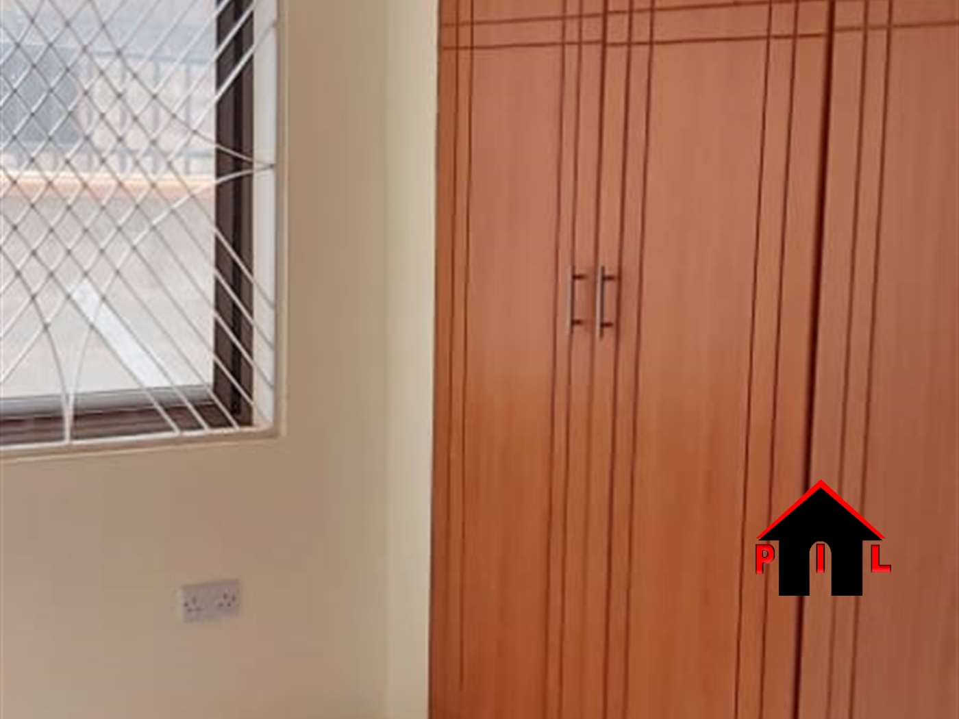 Storeyed house for sale in Seguku Wakiso