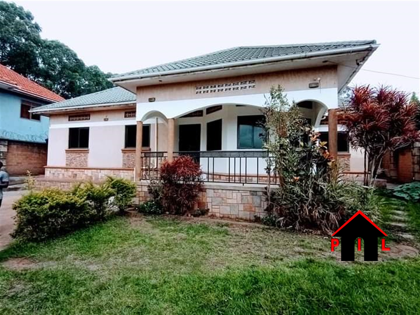 Bungalow for sale in Kira Wakiso