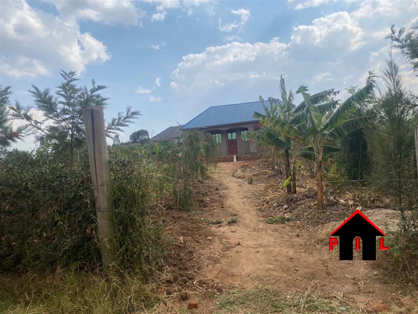 Bungalow for sale in Kashenyi Ntungamo
