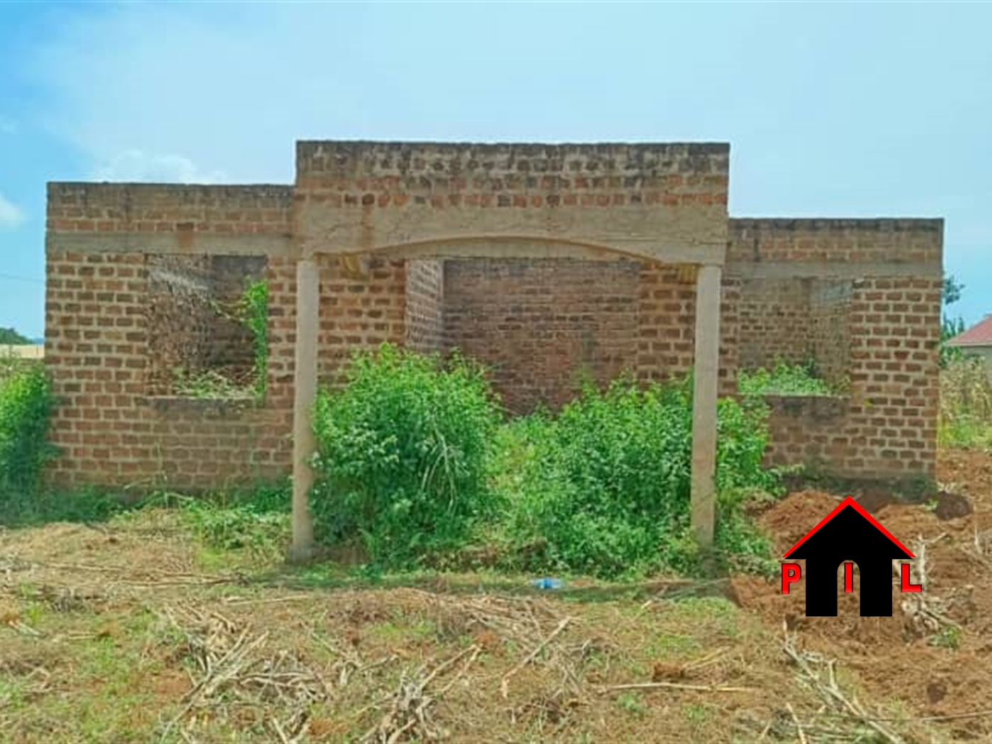 Shell House for sale in Namayiba Mukono