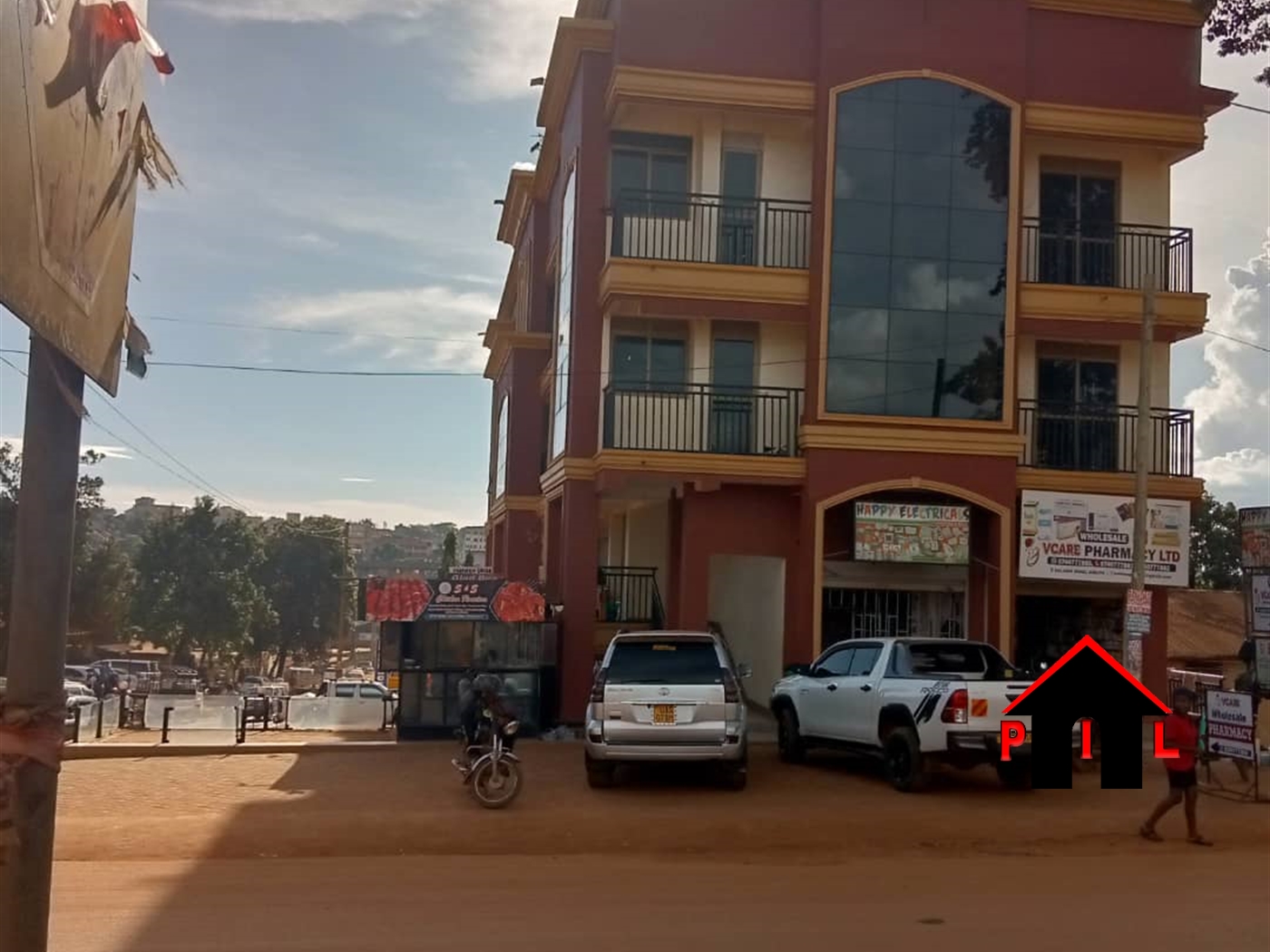 Commercial block for sale in Makindye Kampala