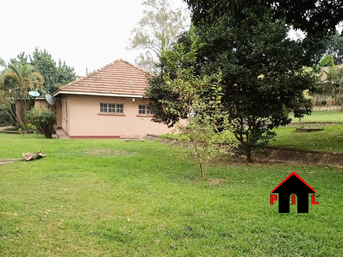 Bungalow for sale in Bweyogerere Mukono