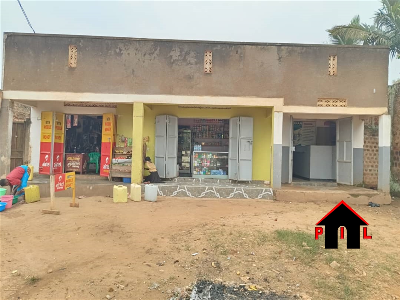 Shop for sale in Bweyogerere Wakiso