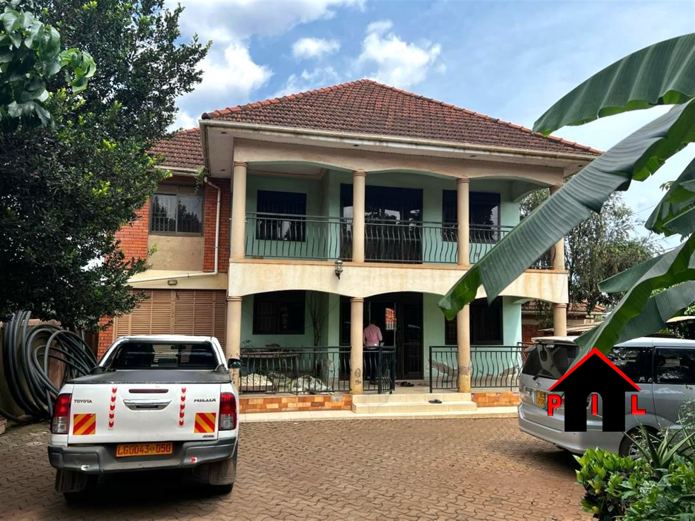 Storeyed house for sale in Bidandi Kampala
