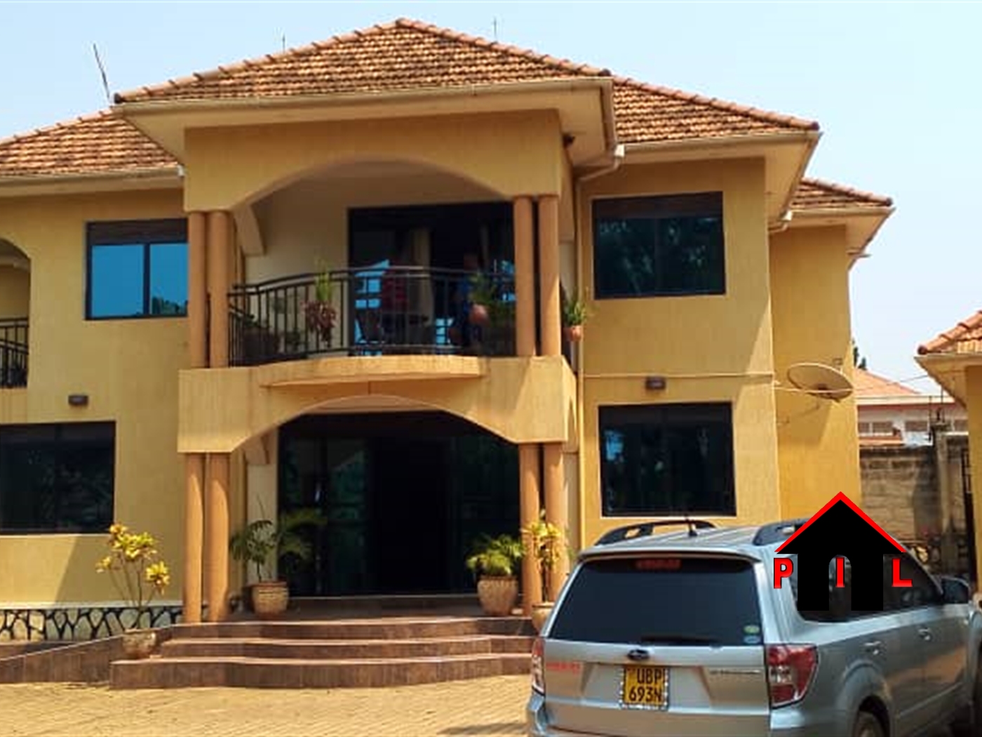 Storeyed house for sale in Sonde Wakiso