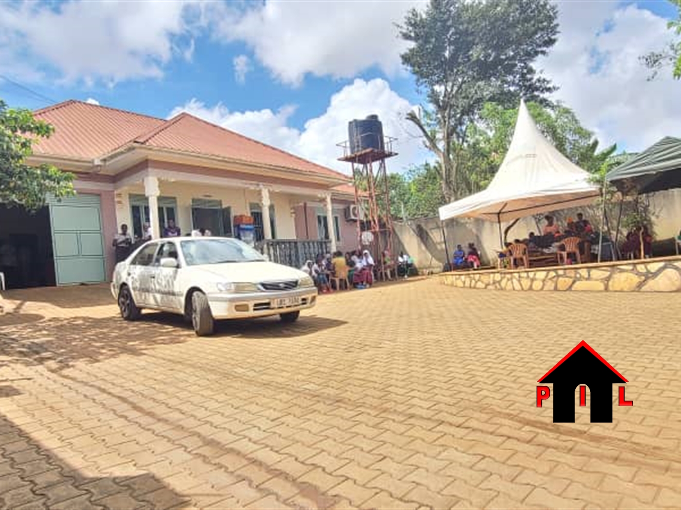 Bungalow for sale in Butto Wakiso