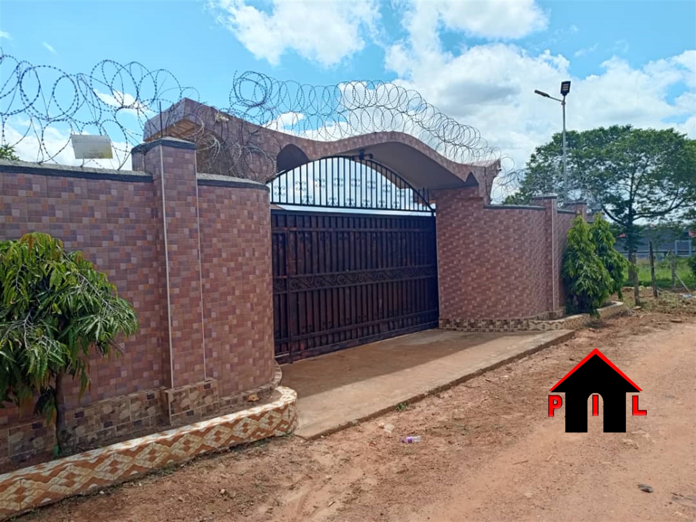 Bungalow for sale in Wakisoocenter Wakiso
