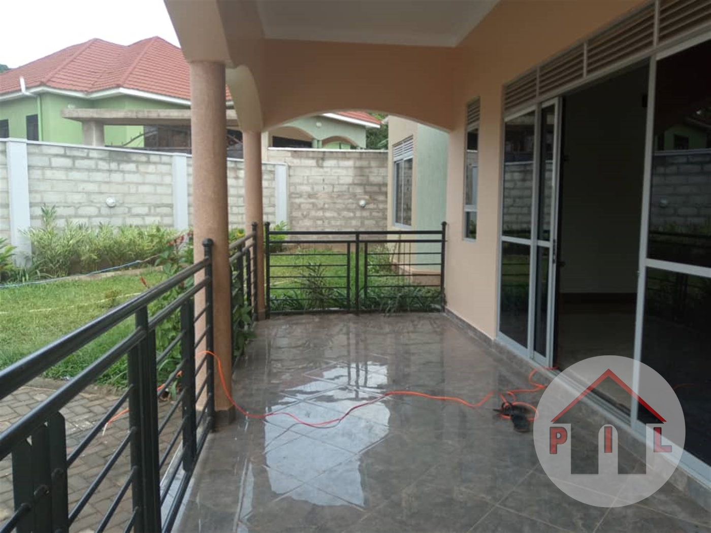 Bungalow for sale in Kira Wakiso