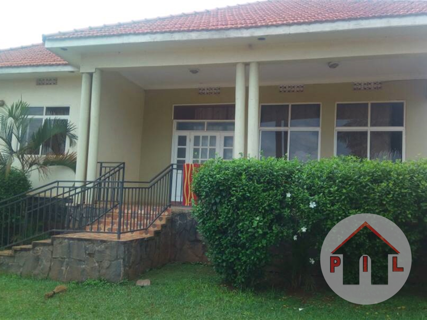 Bungalow for sale in Bwebajja Wakiso