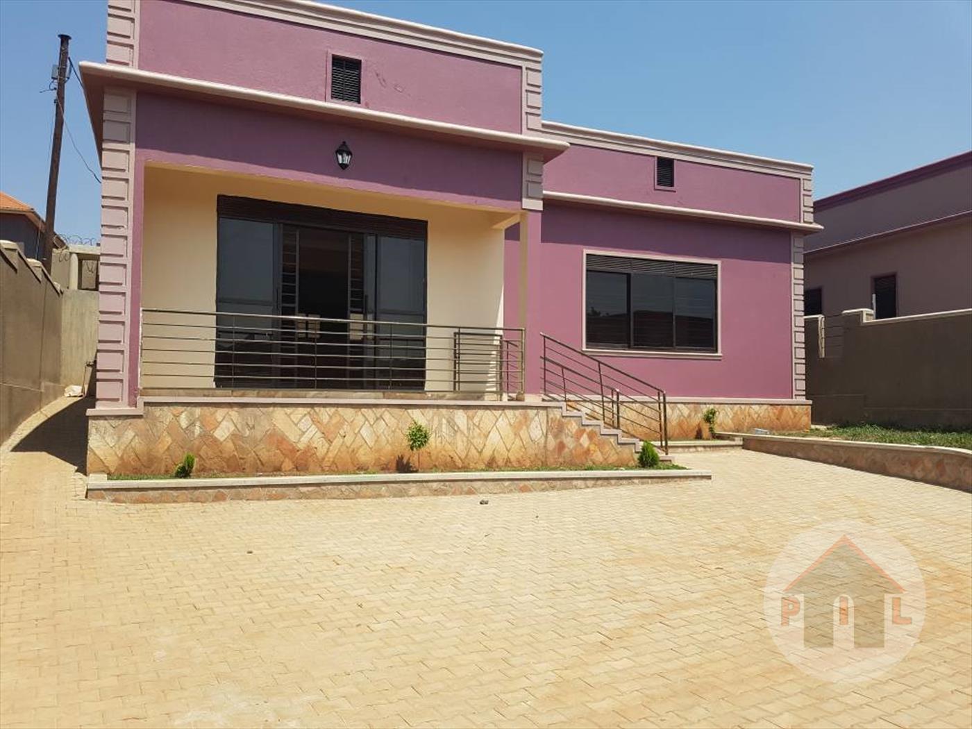 Duplex for sale in Kyanja Wakiso