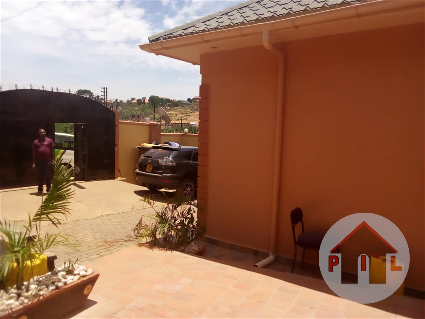 Bungalow for sale in Kira Wakiso