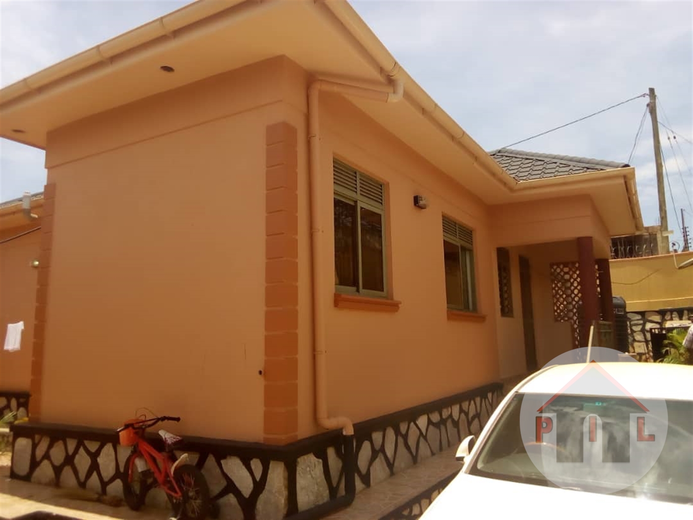 Bungalow for sale in Kira Wakiso