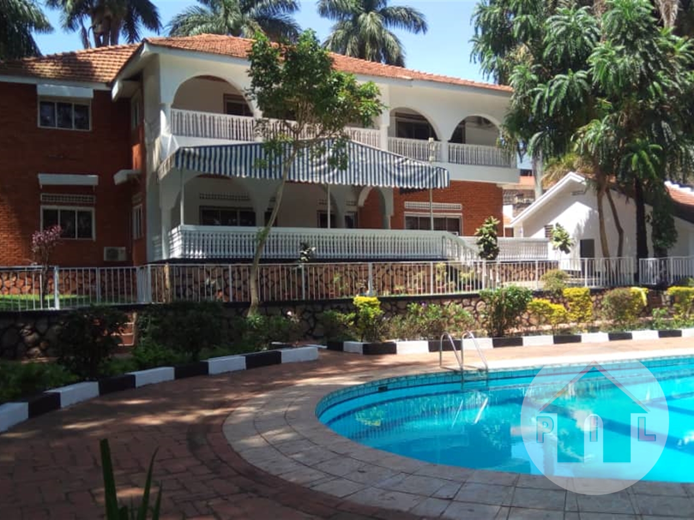 Storeyed house for rent in Kololo Kampala