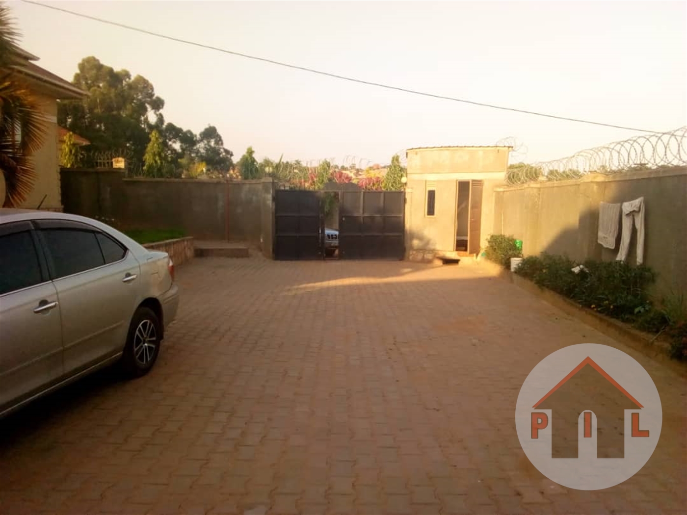 Bungalow for rent in Mpererwe Kampala