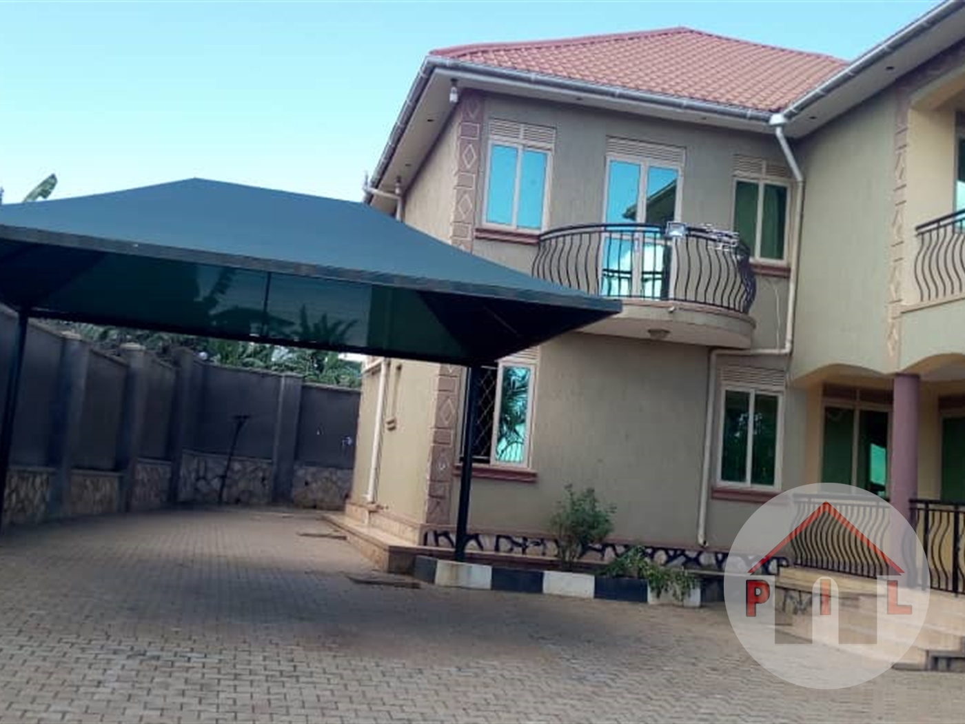 Storeyed house for sale in Kirinya Wakiso