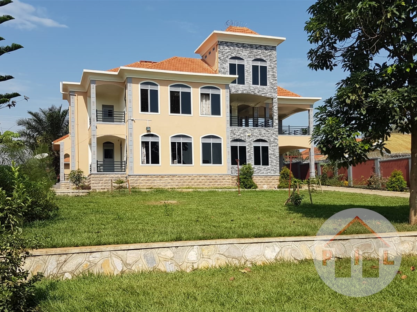 Storeyed house for sale in Muyenga Kampala