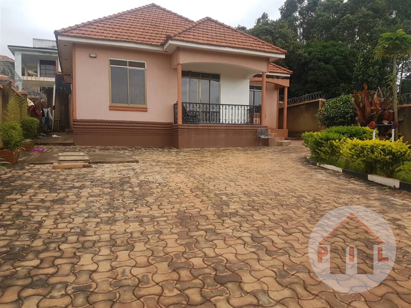 Bungalow for sale in Akright Wakiso