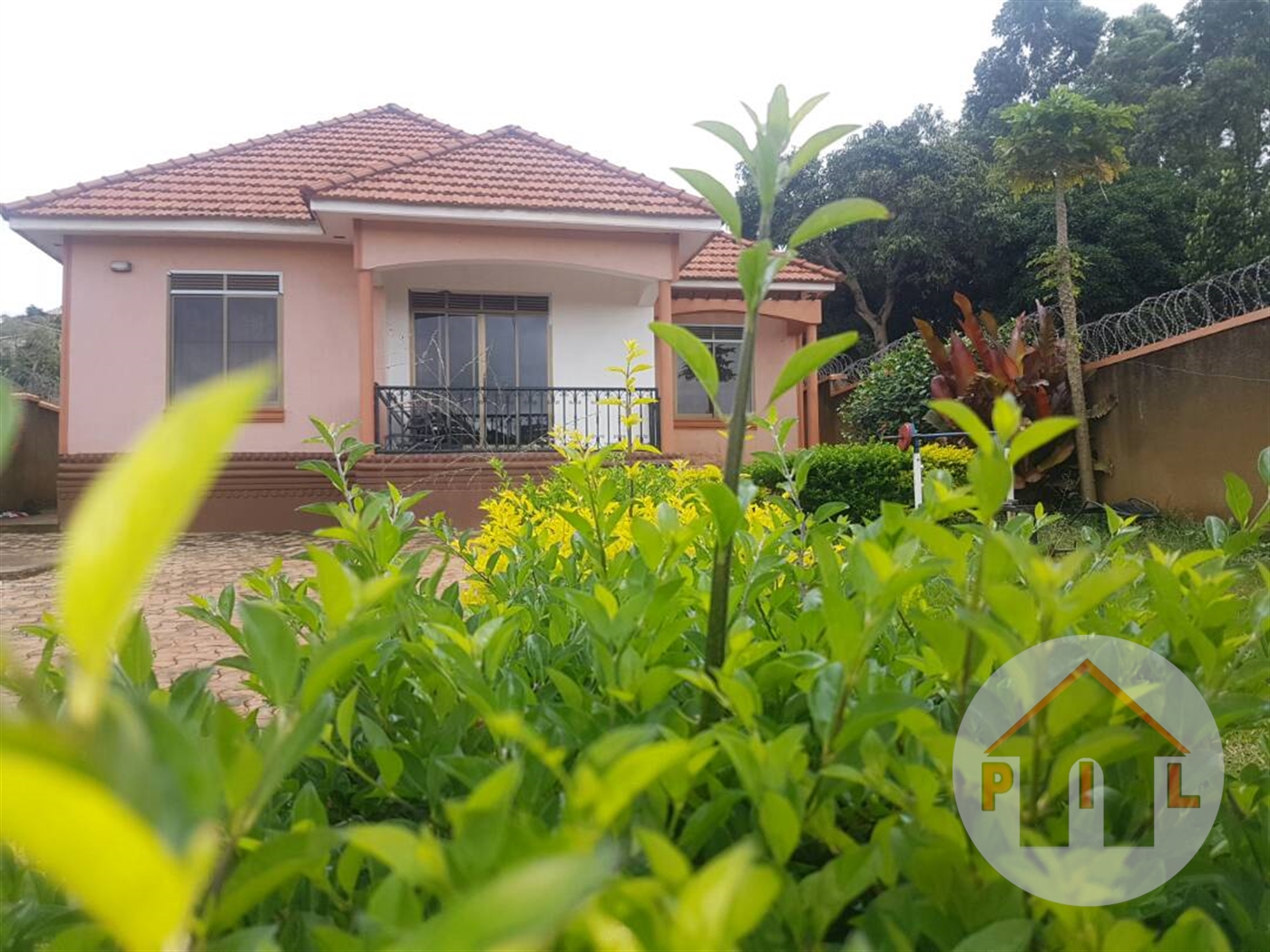 Bungalow for sale in Akright Wakiso