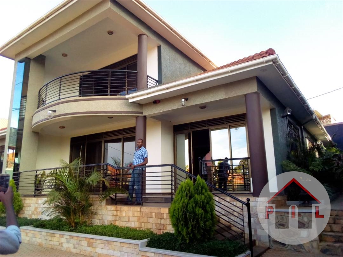 Mansion for sale in Kyanja Wakiso