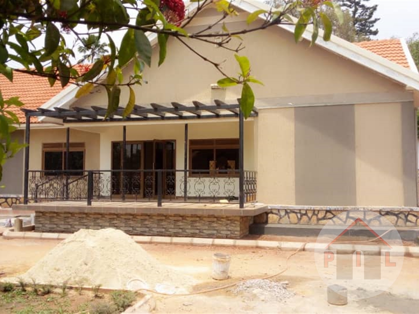 Bungalow for sale in Mbuya Kampala