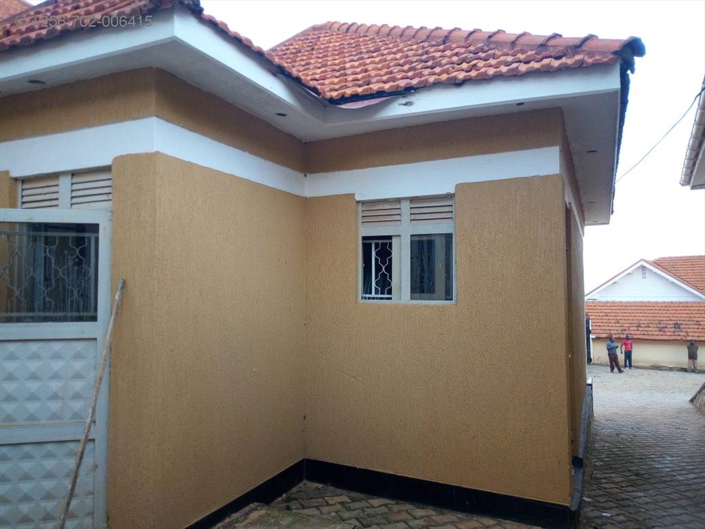 Bungalow for sale in Kitende Wakiso