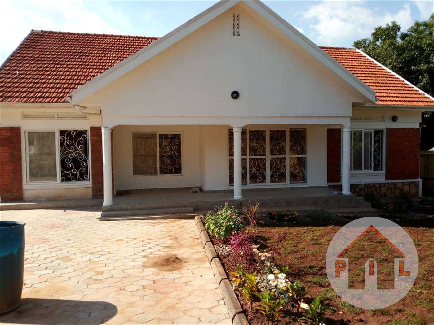 Bungalow for sale in Kigoogwa Kampala